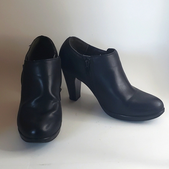 Rialto | Shoes | Rialto Phiona Black 